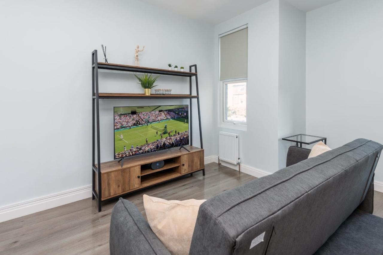 Taylor'S Apartment Wimbledon London Exterior photo